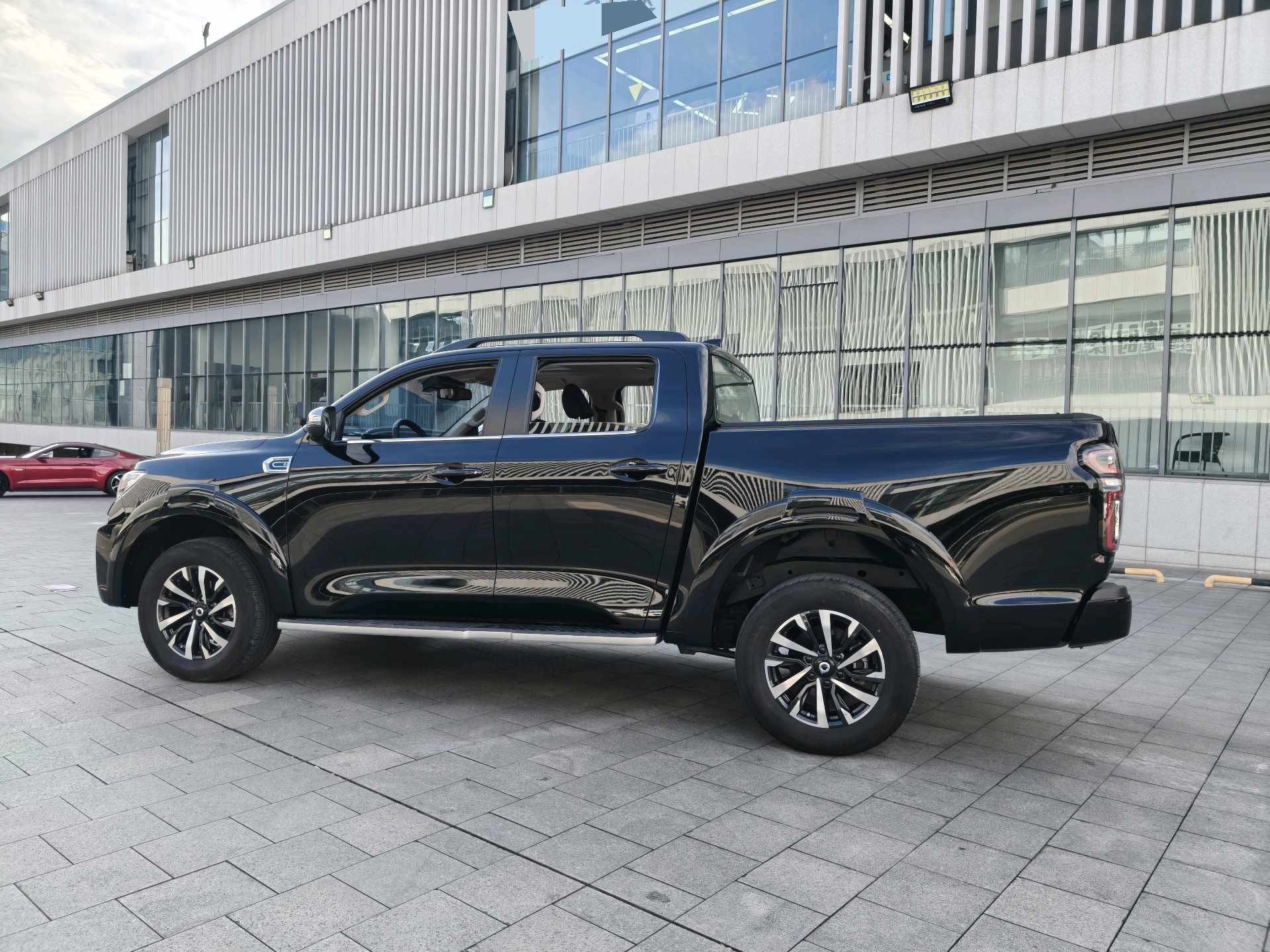 Great Wall POER 2022 Cannon 2.0T Global Version Passenger Gasoline 4x4 Comfort Standard-Box Trailer Edition photo 5