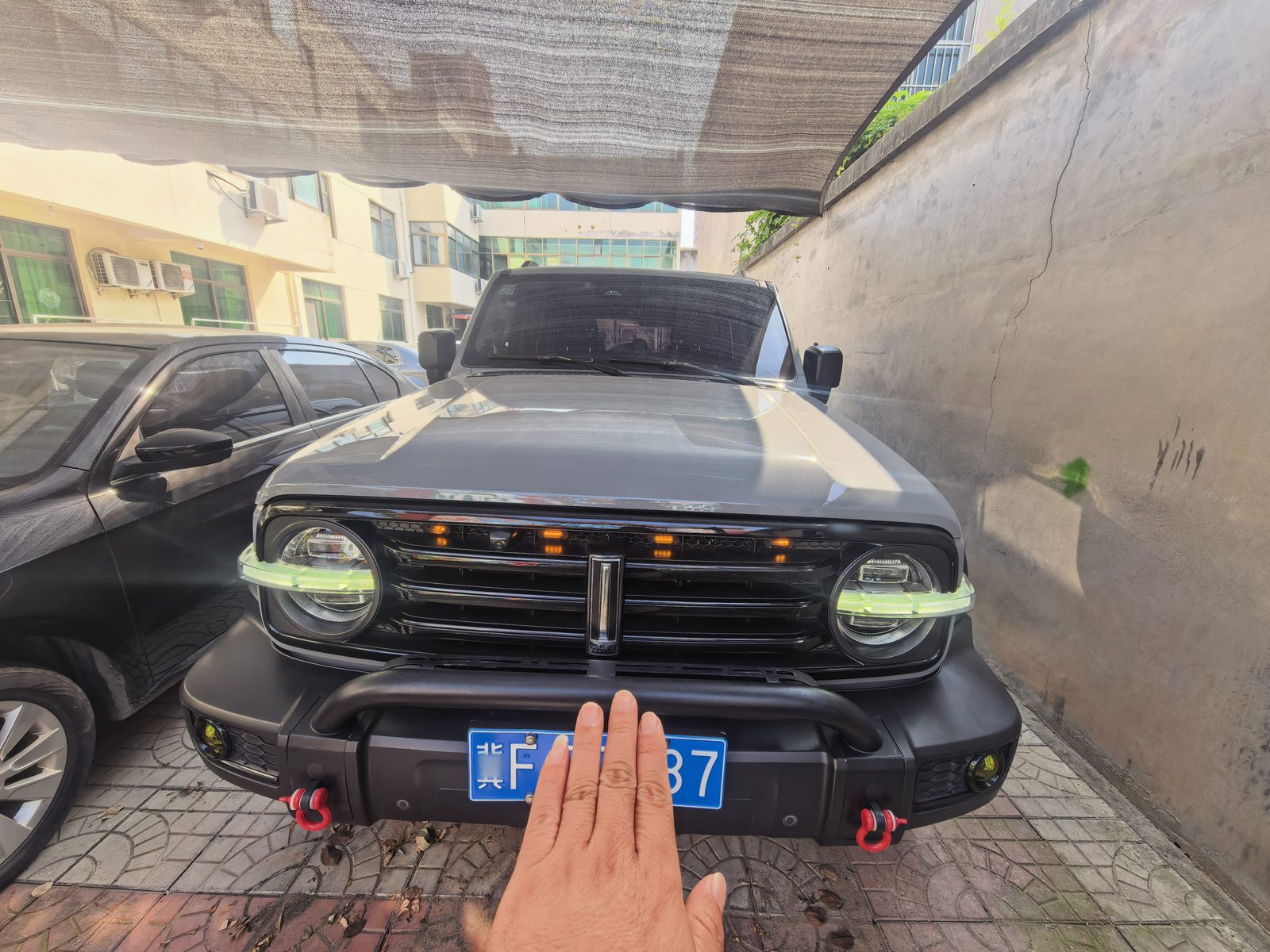 Фото TANK Tank 300 2.0T Off-Road Edition Conqueror — 2