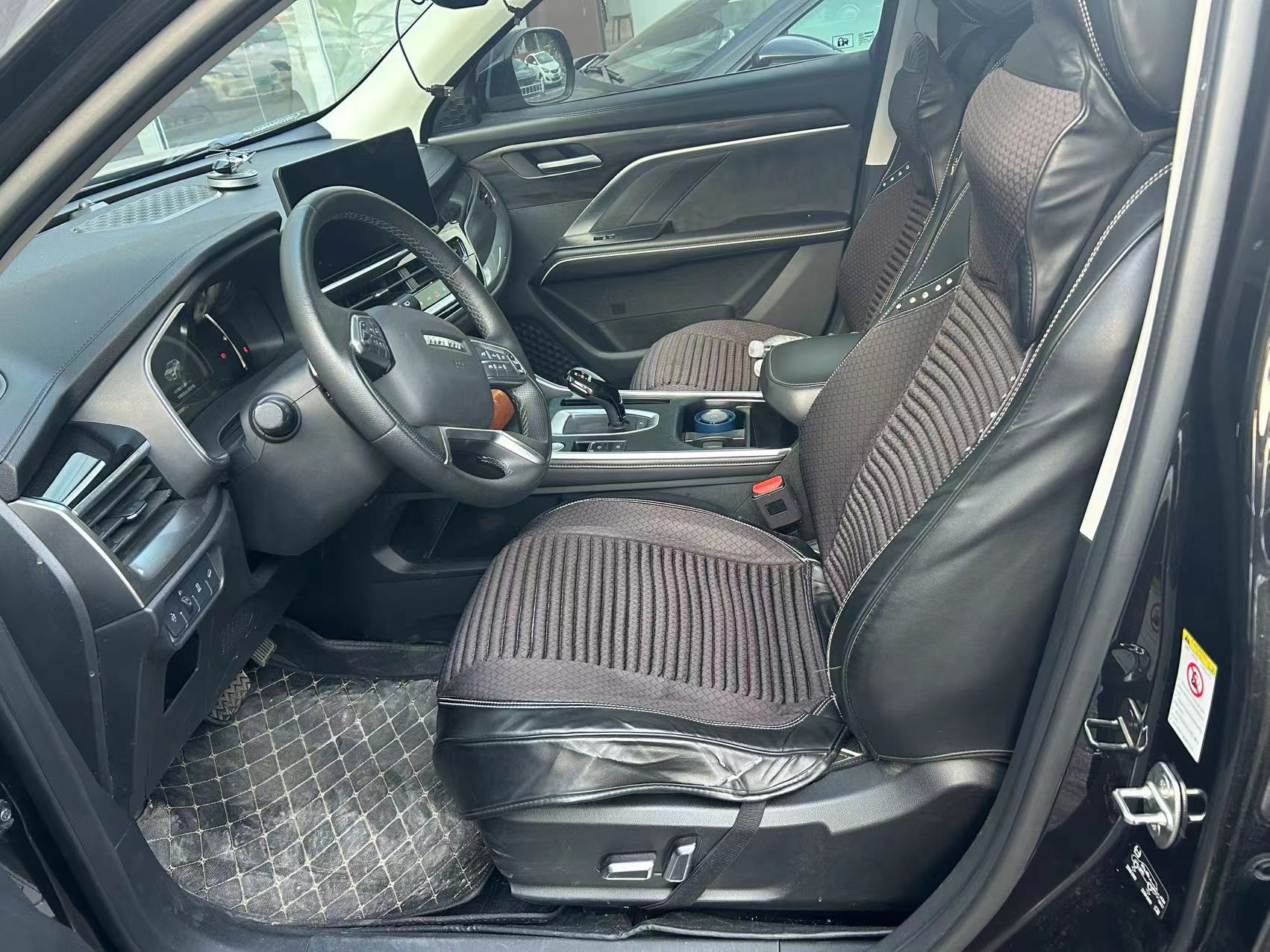 Haval H6 1.5GDIT National Trend Edition Luxury Version photo 2