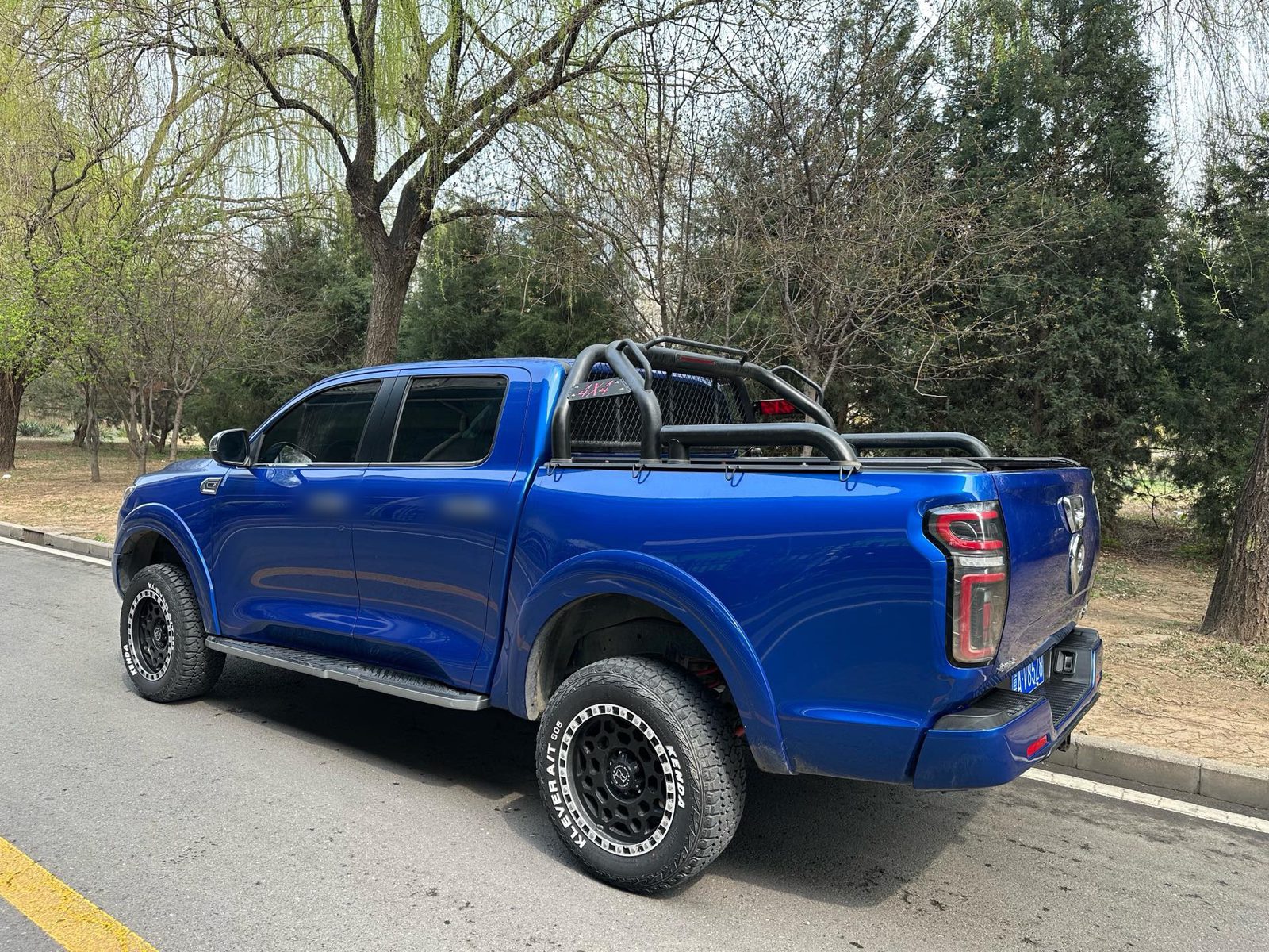 Great Wall POER Cannon 2.0T 4WD Comfort Trim with Small Double Cab photo 3