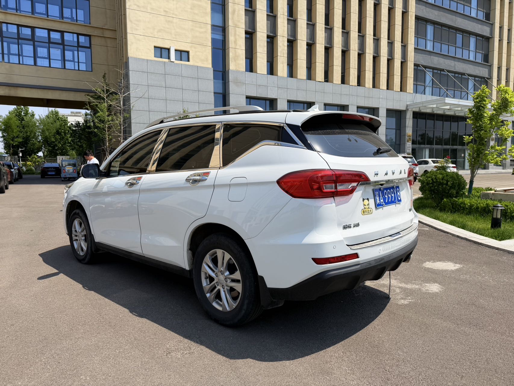 Фото Haval M6 1.5T 2WD Elite — 4