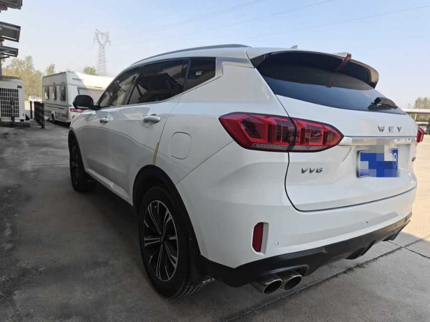 Foto del WEY VV6 2.0T FWD Intelligent Enjoy+ 4