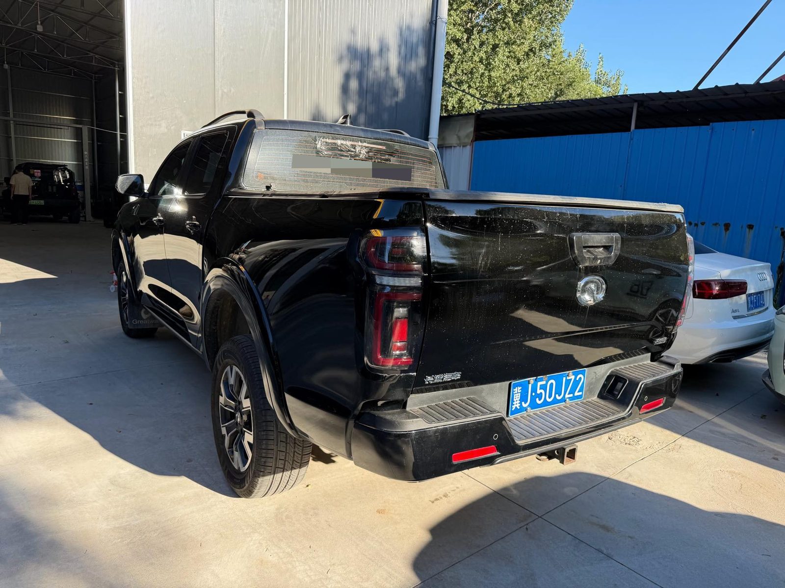 Great Wall POER Cannon 2.0T Passenger Global Version Diesel 2WD Comfort Standard-Box Version photo 3