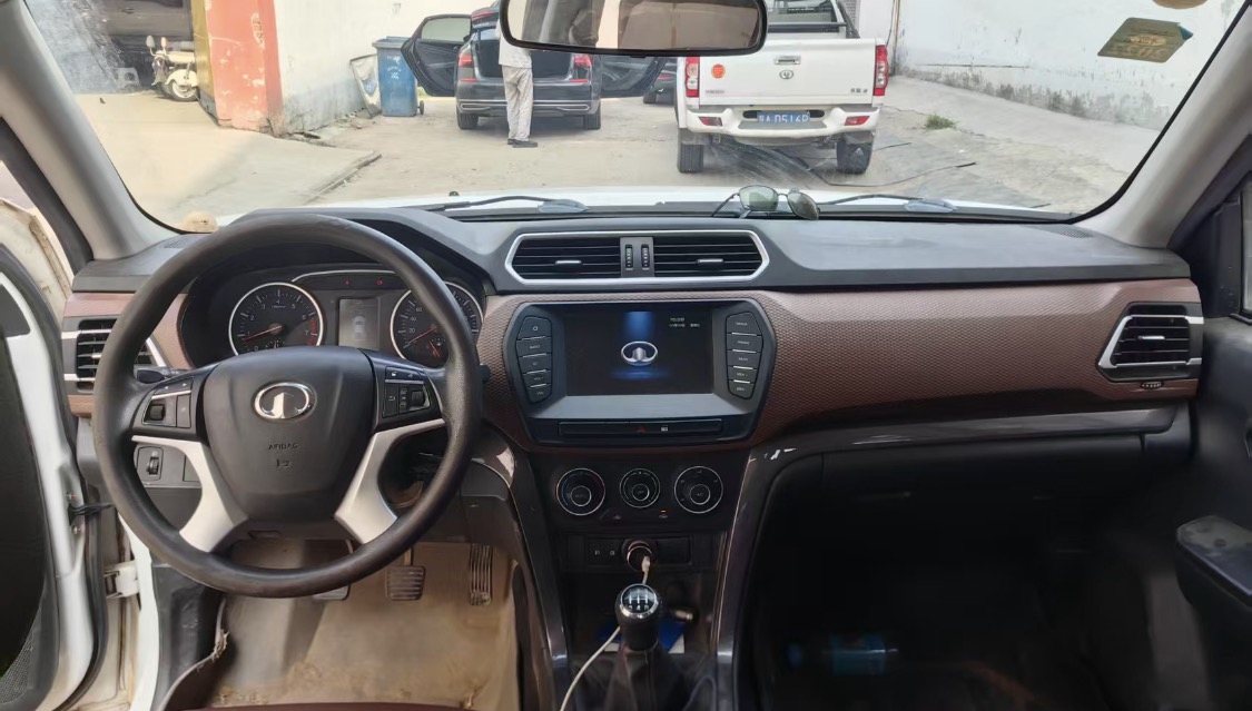Great Wall Wingle 5 2021 Fengjun 5 2.4 2WD Adventurous Big Double Cab photo 3