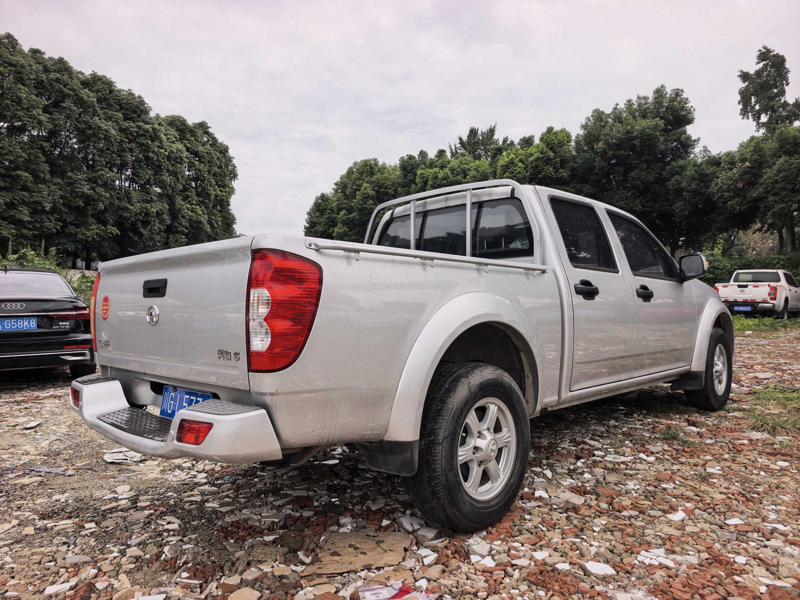 Great Wall Wingle 5 2020 Fengjun 5 2.4 Gasoline 2WD Elite Model with a Big Double Cab photo 4