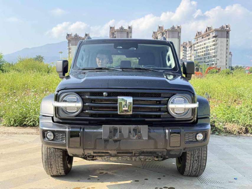 TANK Tank 300 2.0T Off-Road Edition Conqueror fotoğraf 2