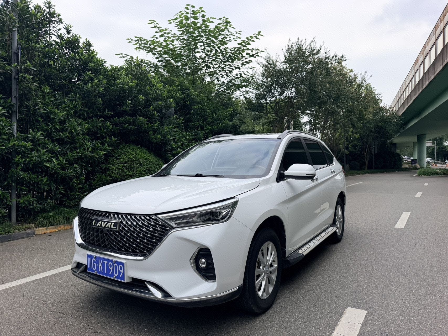 Haval 2021 M6 PLUS 1.5T Luxury Smart Connectivity Model