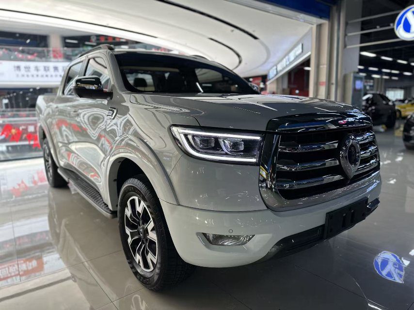 Great Wall POER 2022 Cannon 2.0T Global Version Passenger Gasoline 4x4 Sport Standard-Box Trailer Edition photo 3