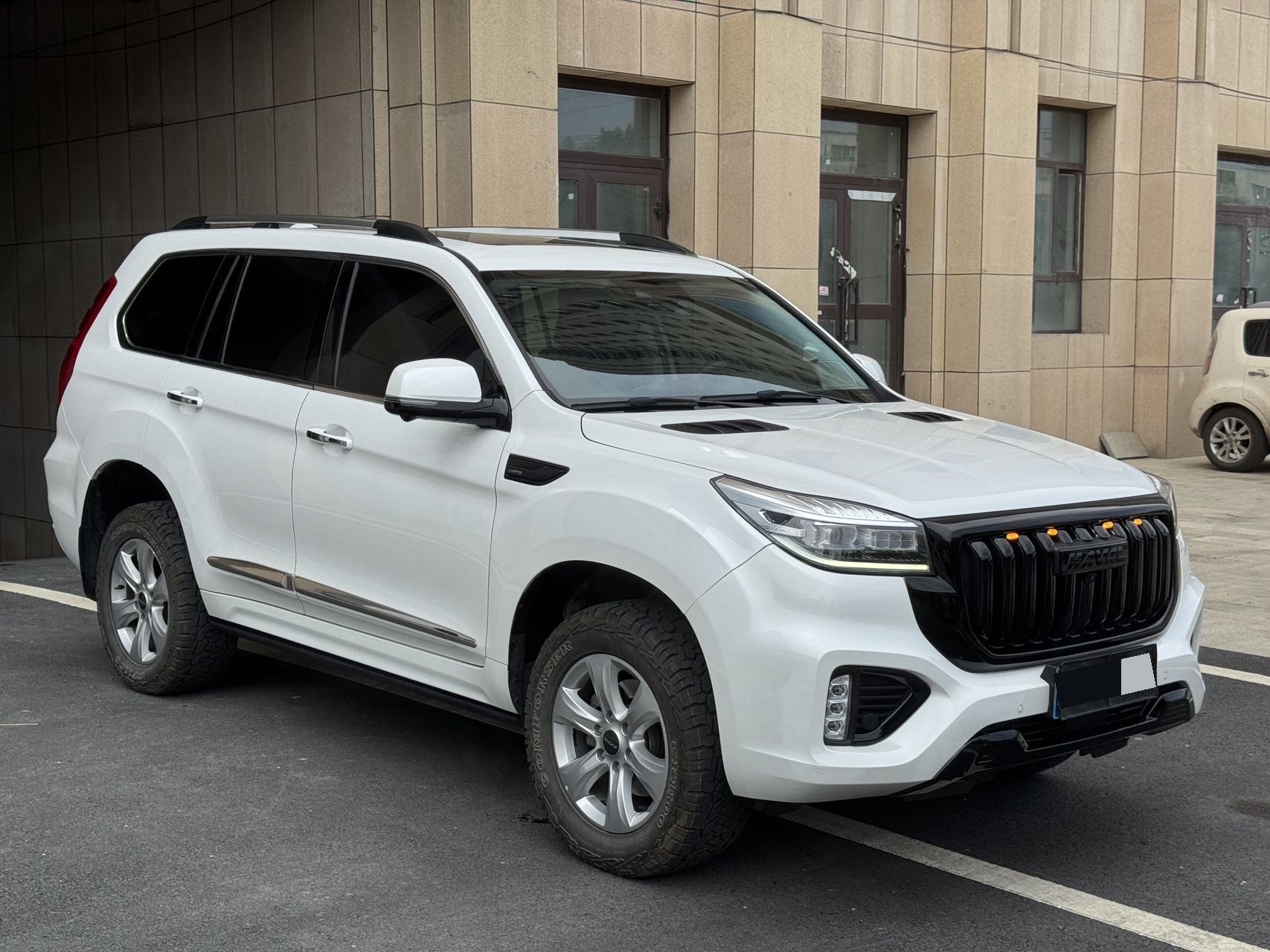 Haval H9 2.0T 4x4 Prestige 5-seater photo 3