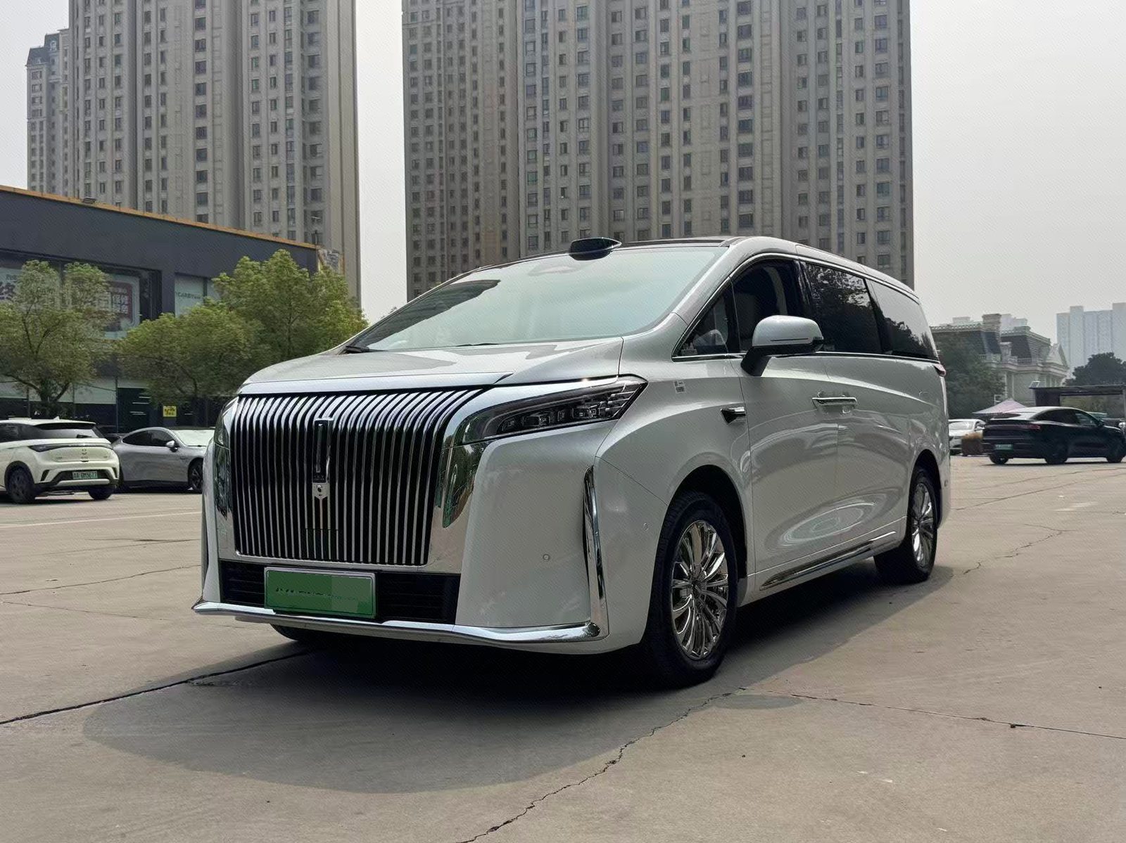 WEY 2025 Gaoshan 8 Hi4 1.5T Four-Wheel Drive Version