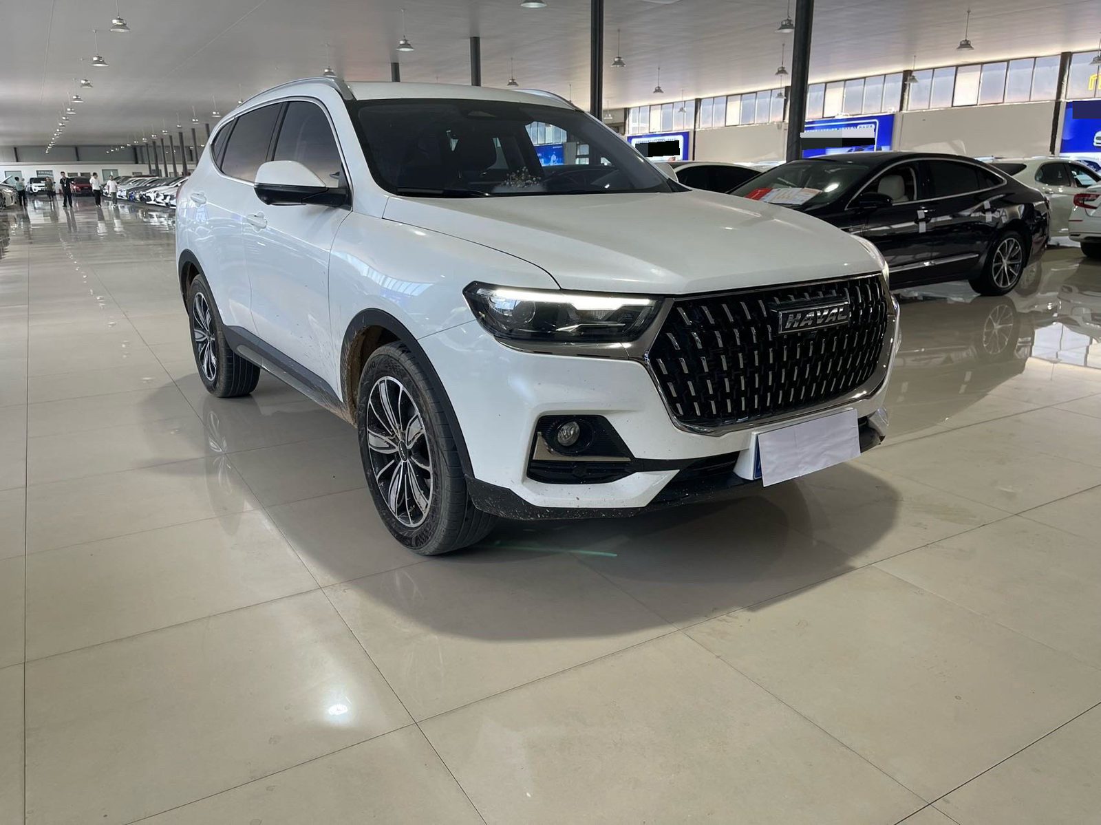 Фото Haval H6 1.5T National Trend Edition Champion Version — 3