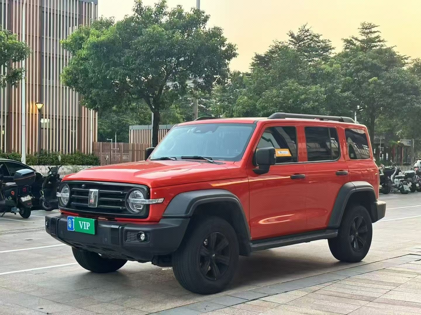 TANK Tank 300 2.0T Off-Road Edition Challenger