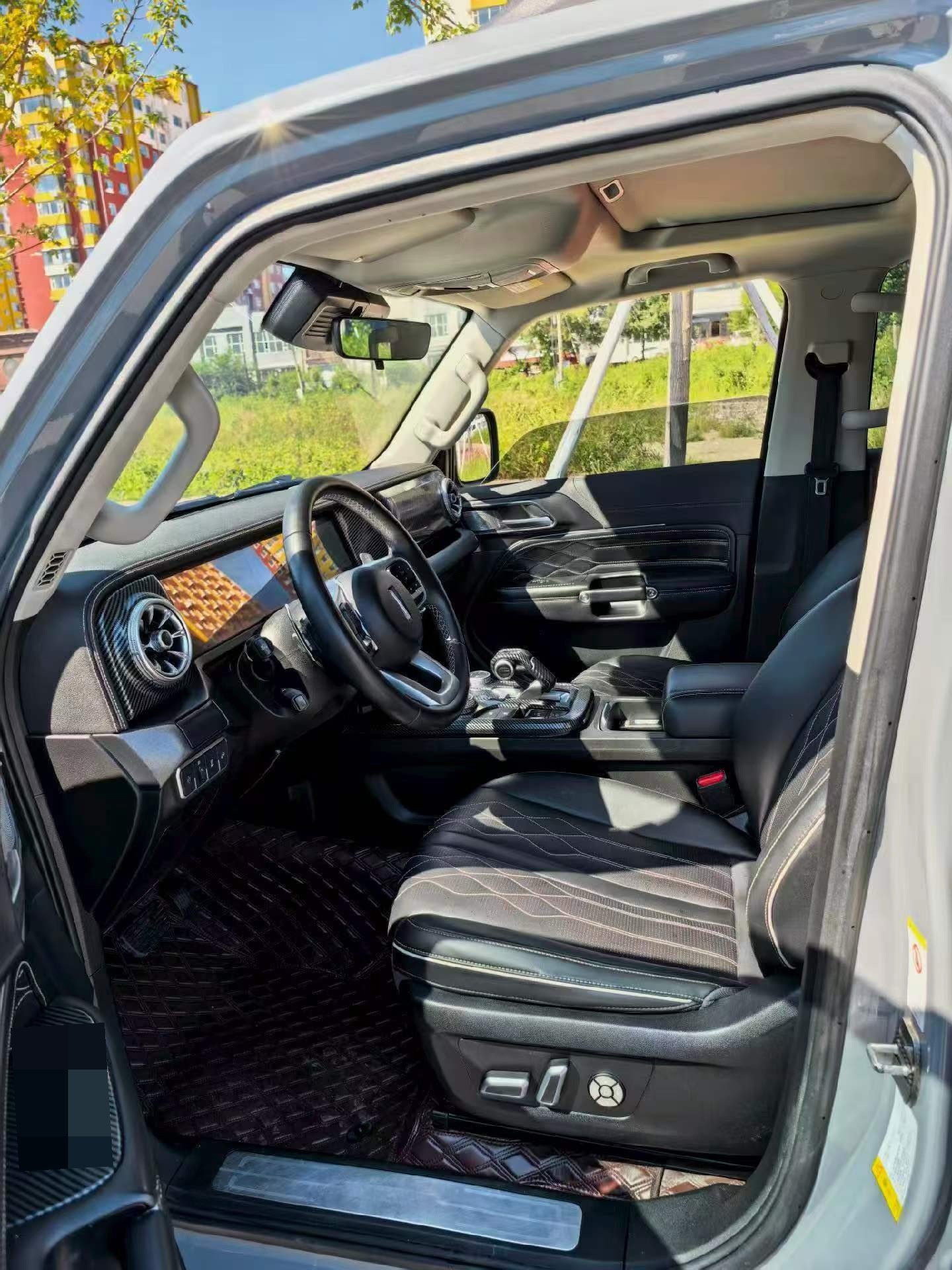 Фото TANK 2021 Tank 300 2.0T Off-Road Edition Conqueror — 4