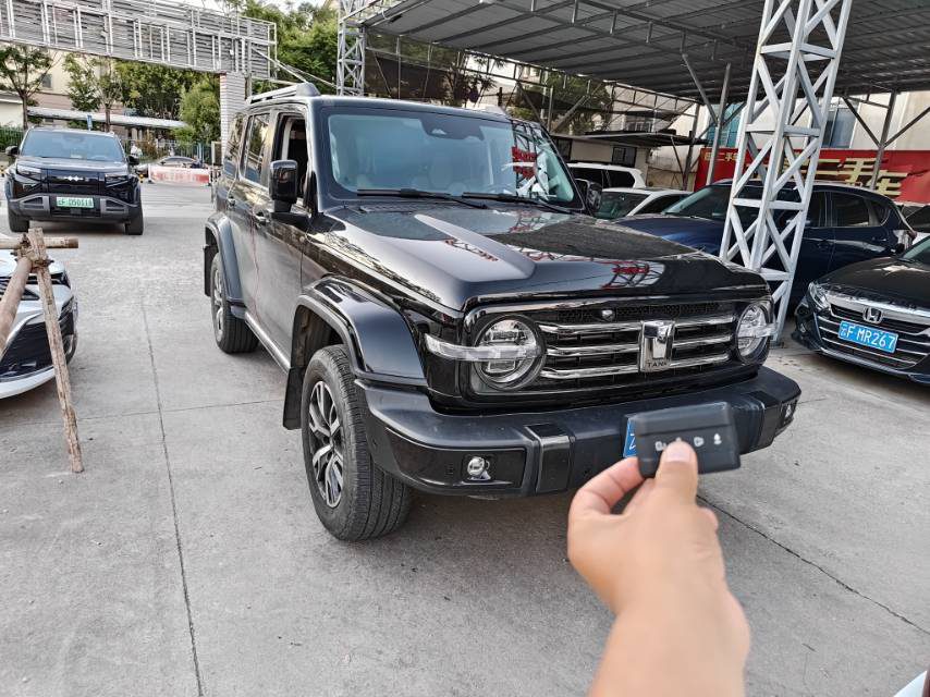 TANK Tank 300 2.0T Urban Edition—So Stylish photo 2