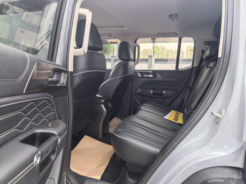 Фото TANK Tank 300 2.0T Off-Road Edition Conqueror — 5