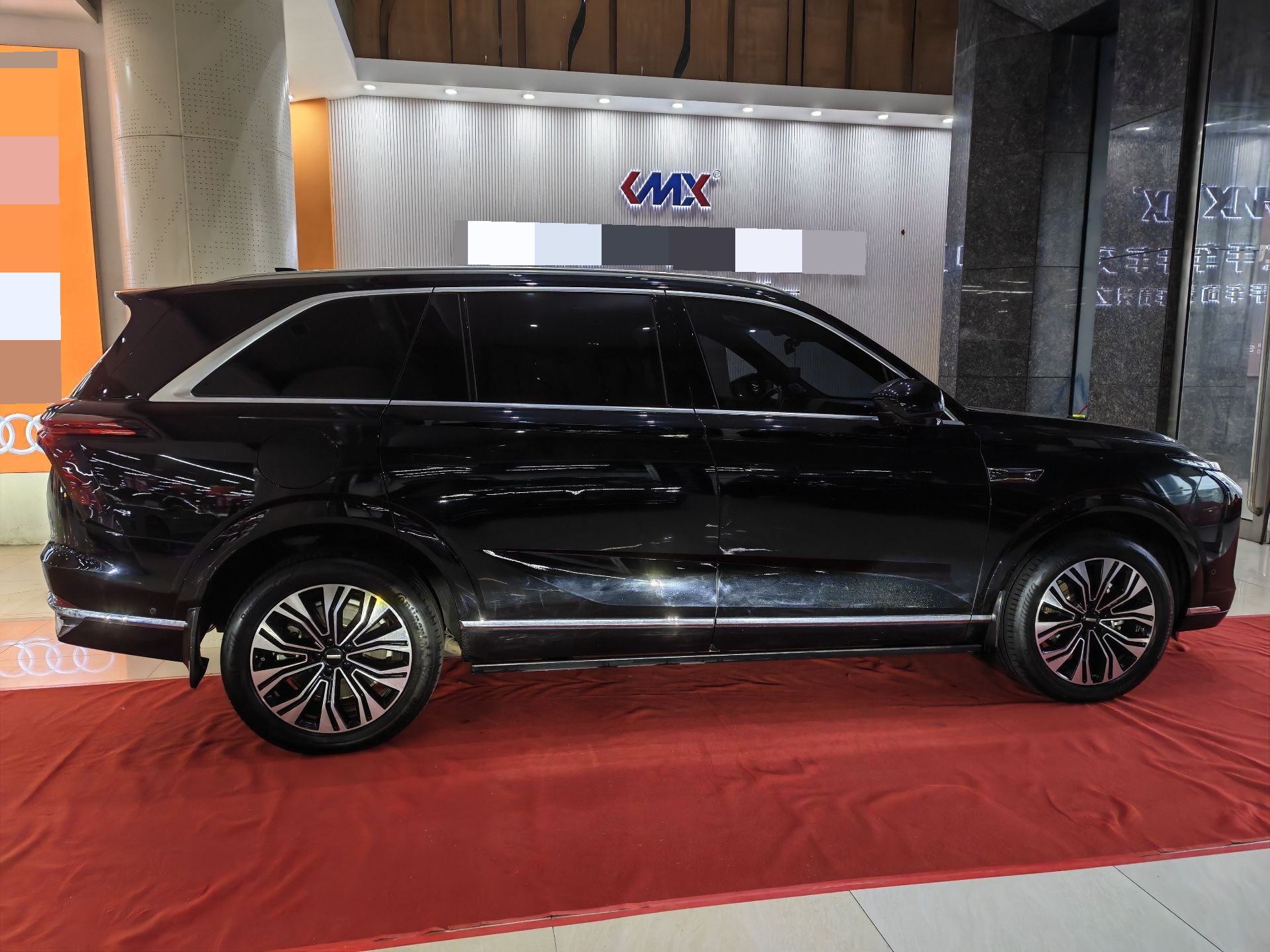 Фото WEY Blue Mountain DHT Lanshan DHT Four-Wheel Drive Long-Range Version — 3