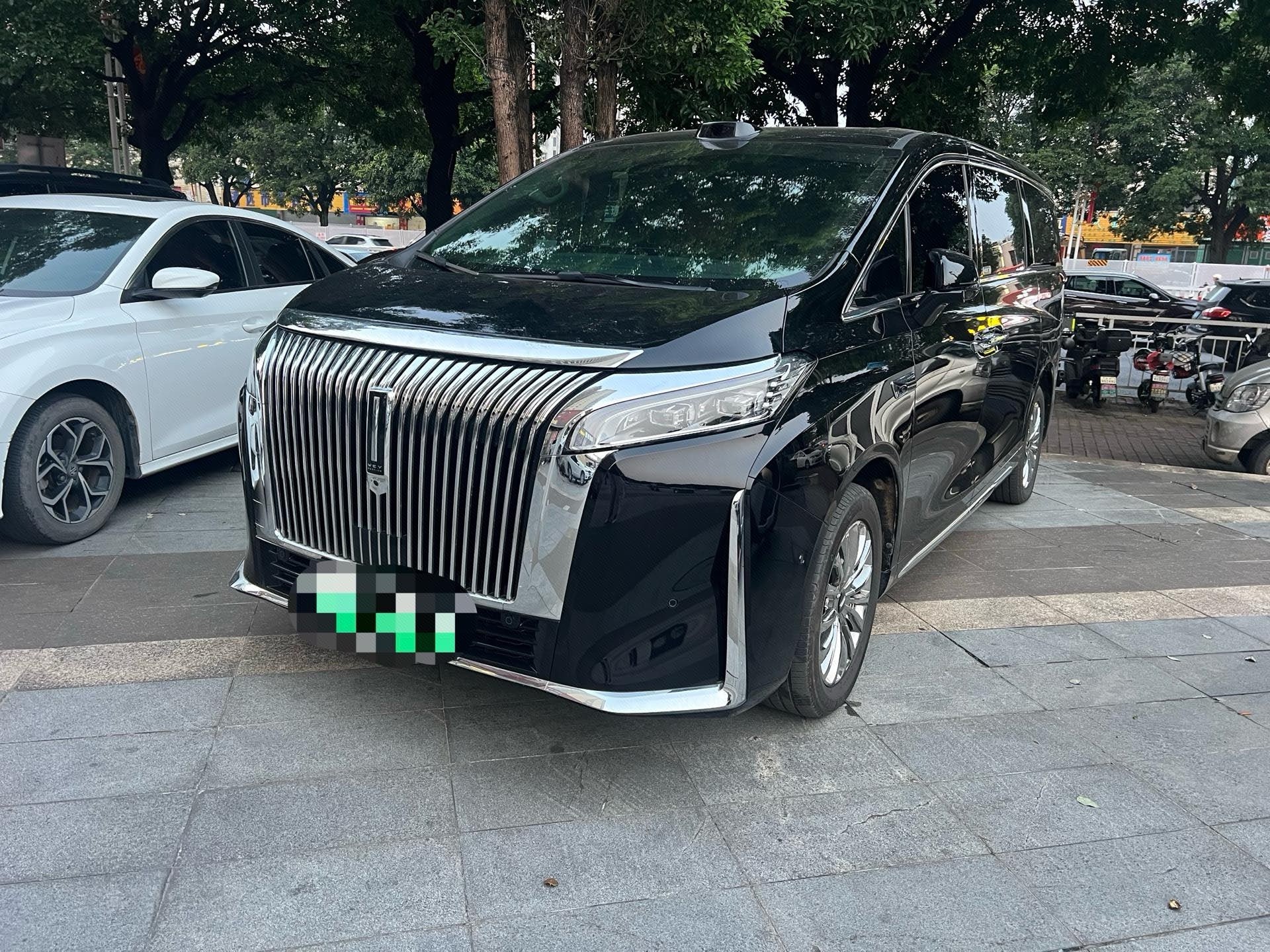 WEY 2025 Gaoshan 8 Hi4 1.5T Four-Wheel Drive Version