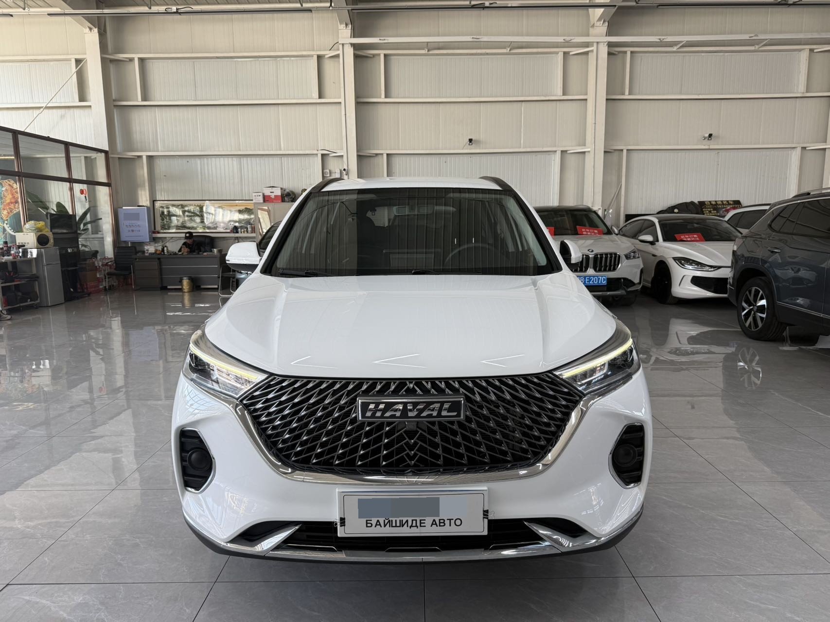 Haval M6 PLUS 1.5T Elite Smart Connectivity Model foto 2