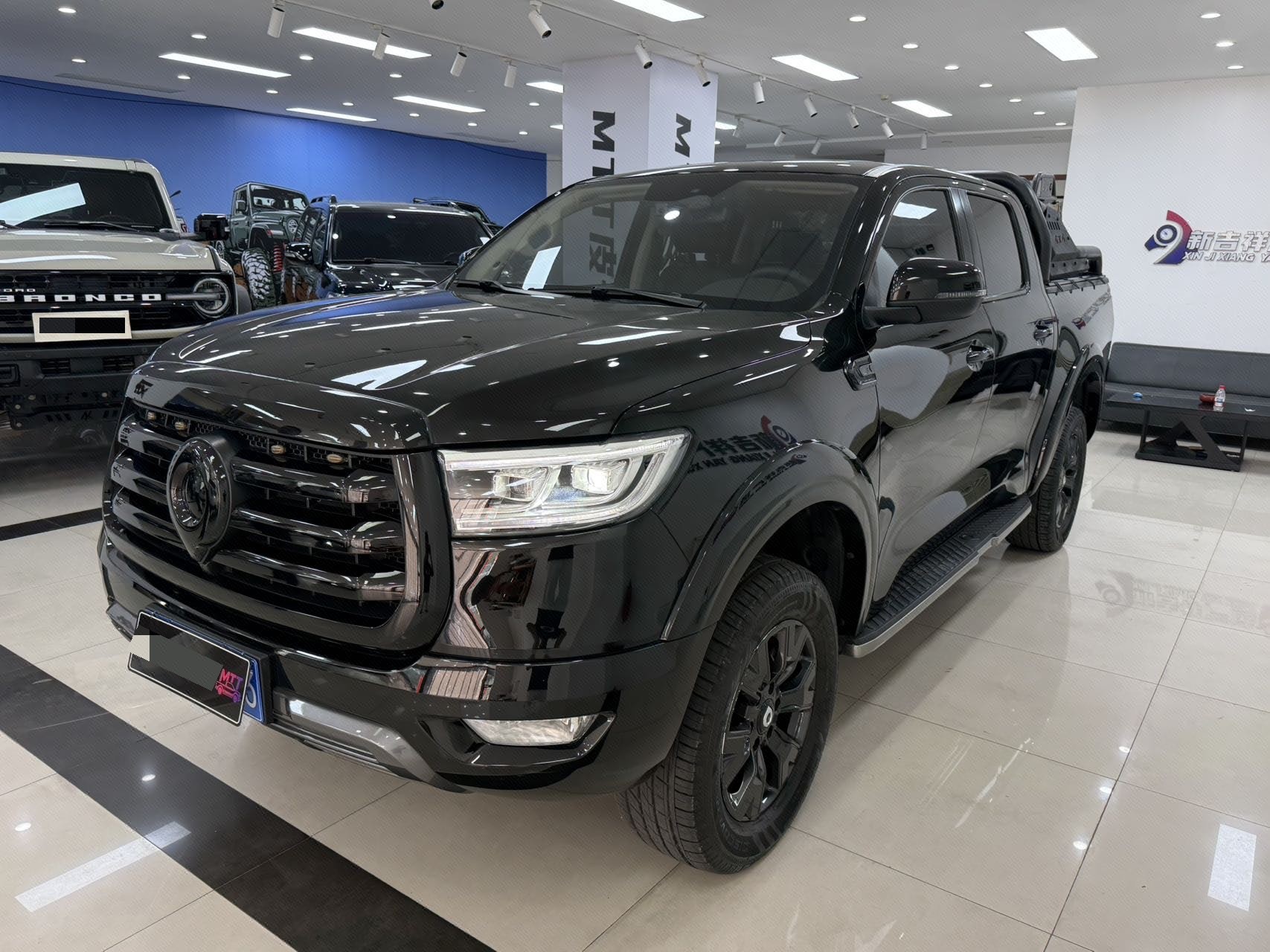 Great Wall POER 2022 Cannon 2.0T Global Version Passenger Gasoline 4x4 Comfort Standard-Box Trailer Edition