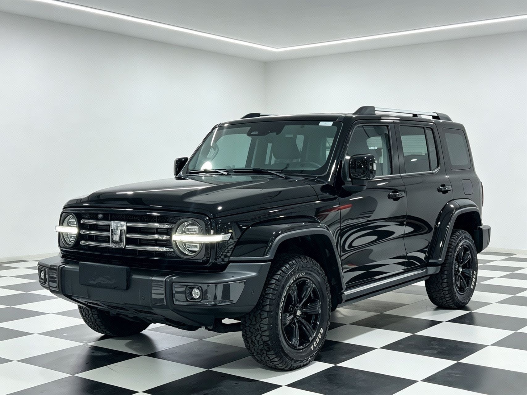 TANK Tank 300 2.0T Urban Edition—So Stylish