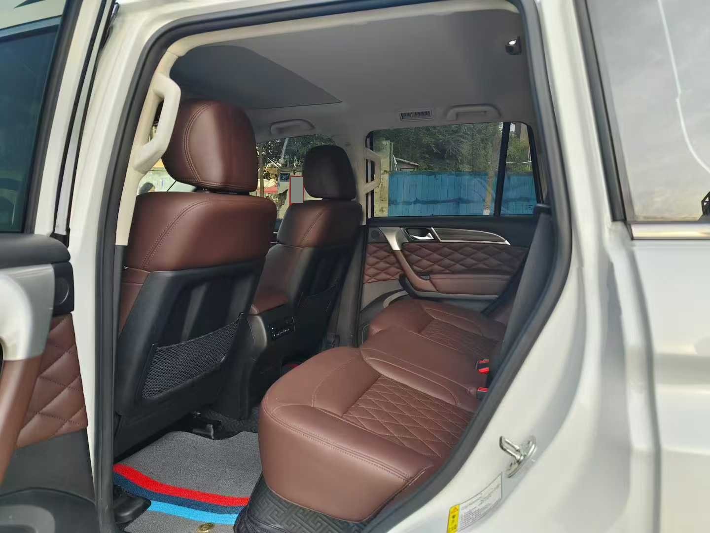 Foto del Haval 2022 H9 2.0T All-Wheel Drive Versatile 5-Seater 4