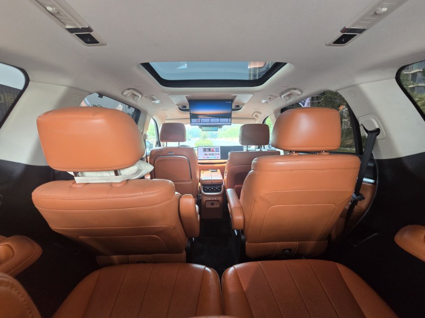 Foto WEY Blue Mountain DHT Lanshan DHT 1.5T Four-Wheel-Drive Intelligent Driving Max 5