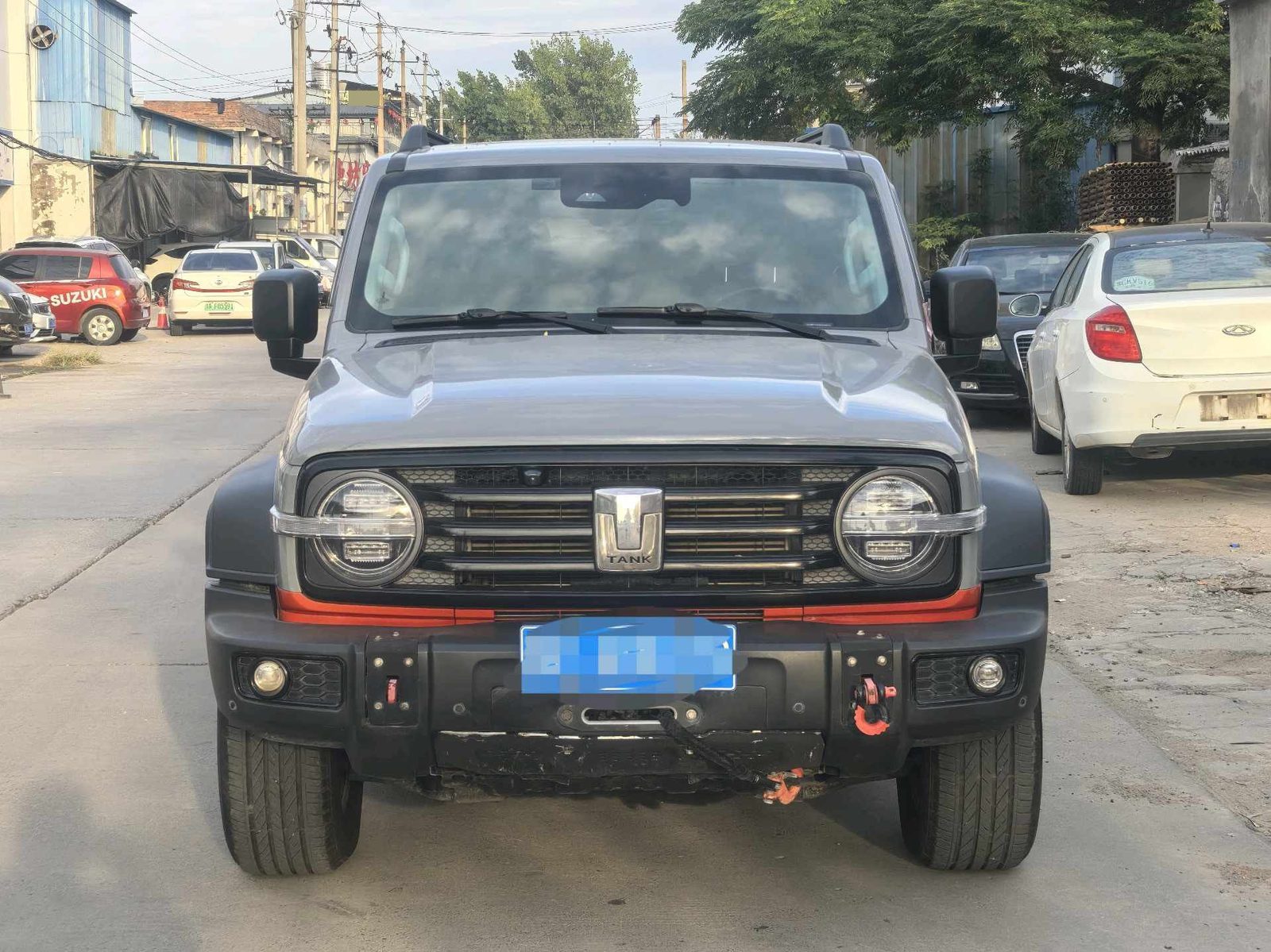 Фото TANK Tank 300 2.0T Off-Road Edition Conqueror — 2