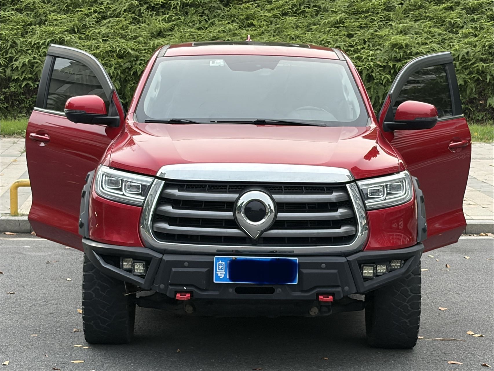صورة Great Wall POER 2021 Cannon 2.0T Passenger Global Version Diesel 2WD Comfort Standard-Box Version رقم 2