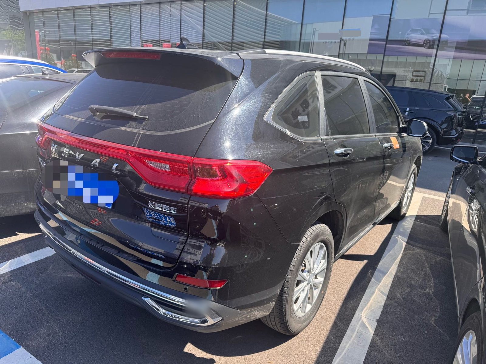 Фото Haval M6 PLUS 1.5T Luxury Smart Connectivity Model — 5