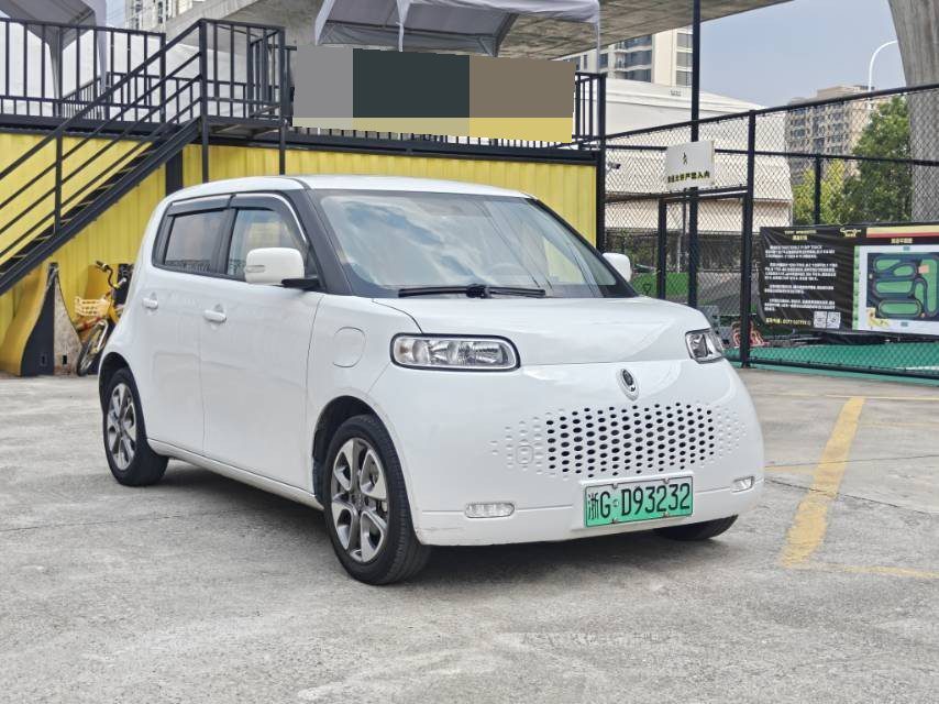 Foto del ORA R2 (White Cat) Upgraded 305km Luxury Model 3