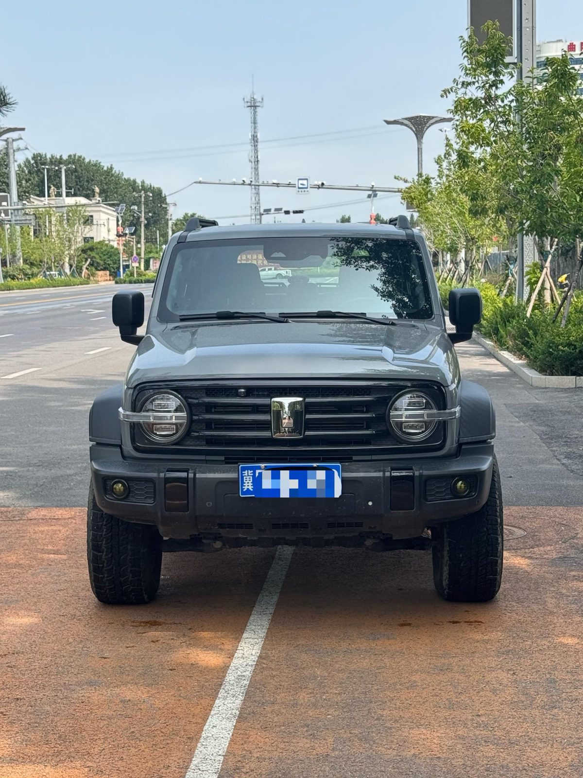 Foto TANK Tank 300 2.0T Off-Road Edition Conqueror 2