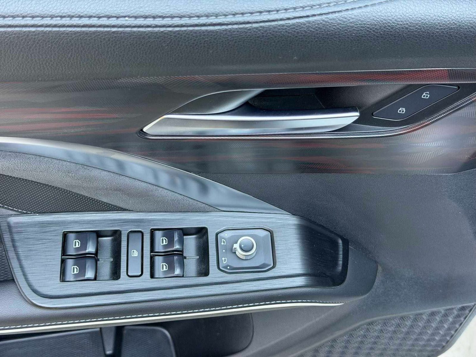 Haval H6 1.5T National Trend Edition Urban Edition photo 4