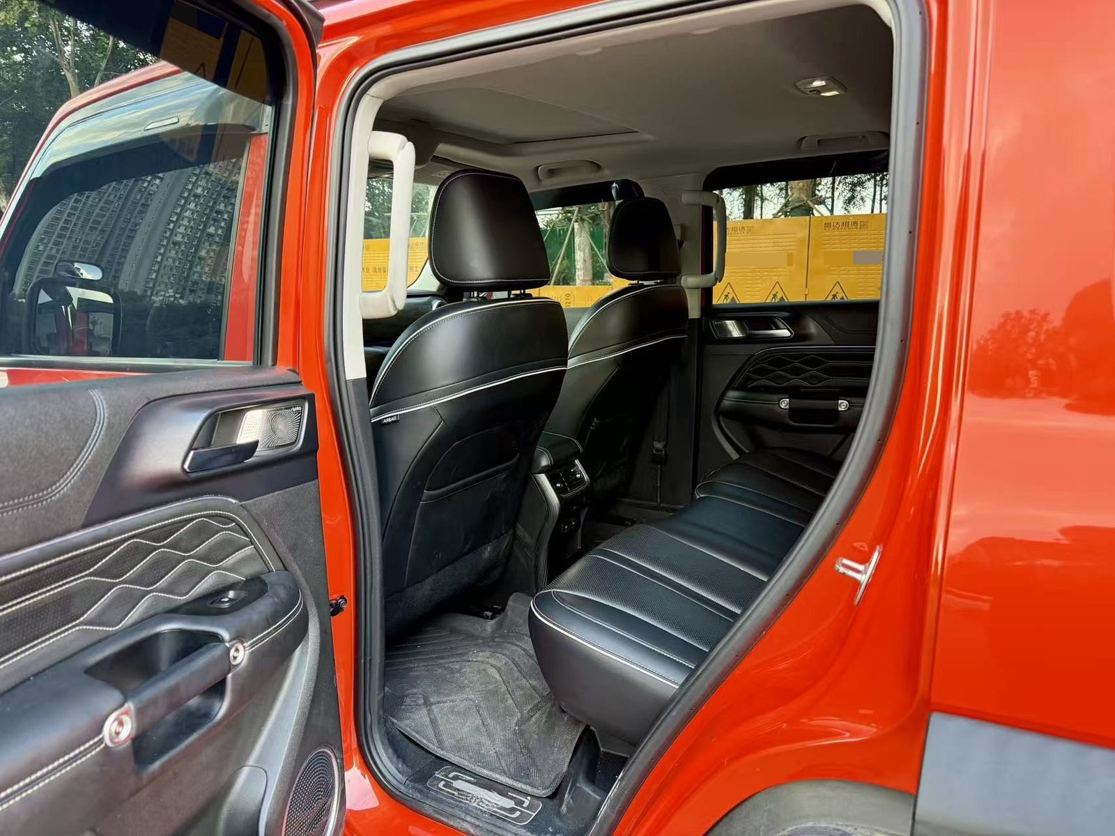 Фото TANK Tank 300 2.0T Off-Road Edition Conqueror — 4