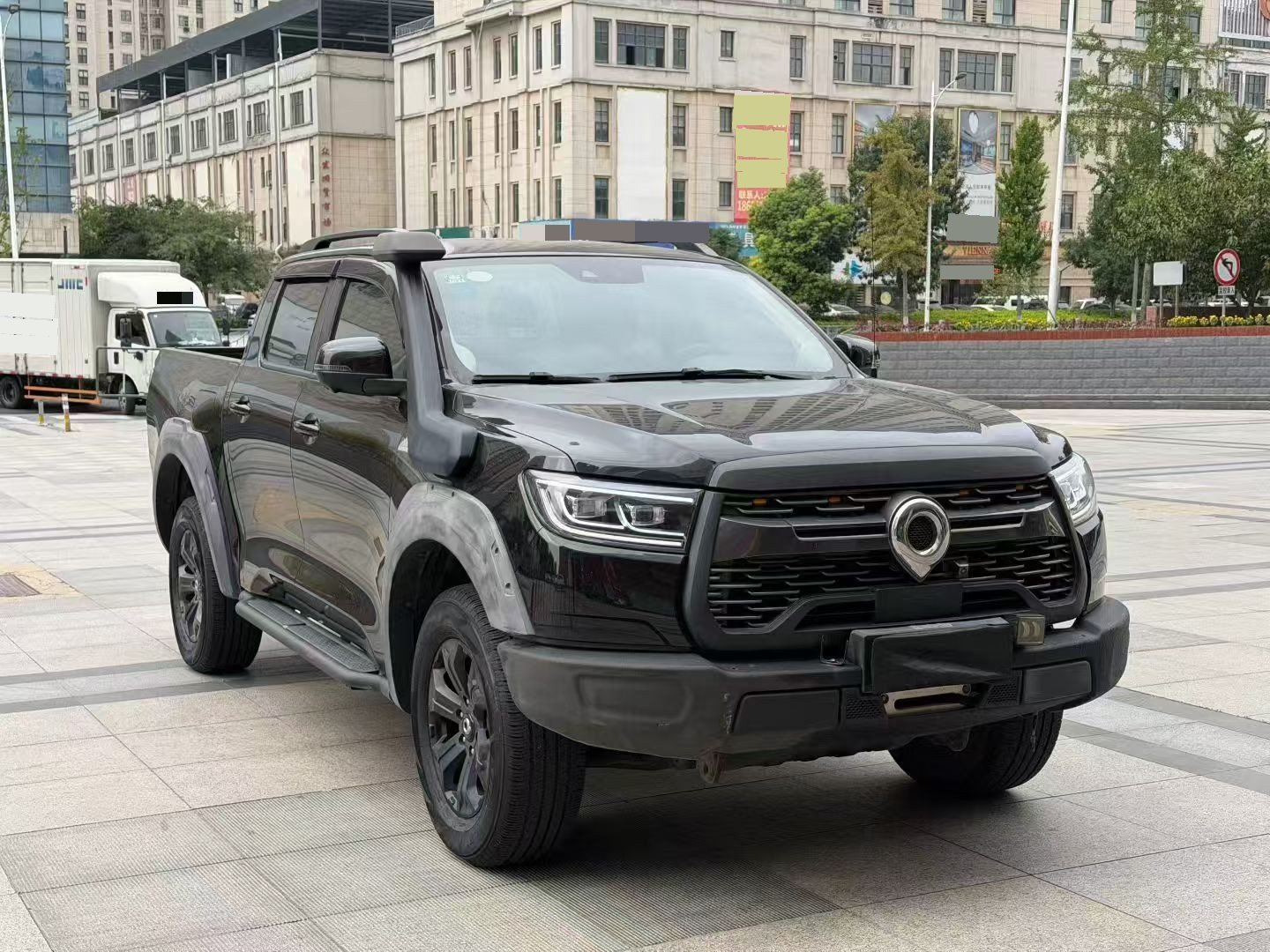 Foto del Great Wall POER Cannon 2.0T Off-Road Edition Gasoline 4x4 Limited Edition 3