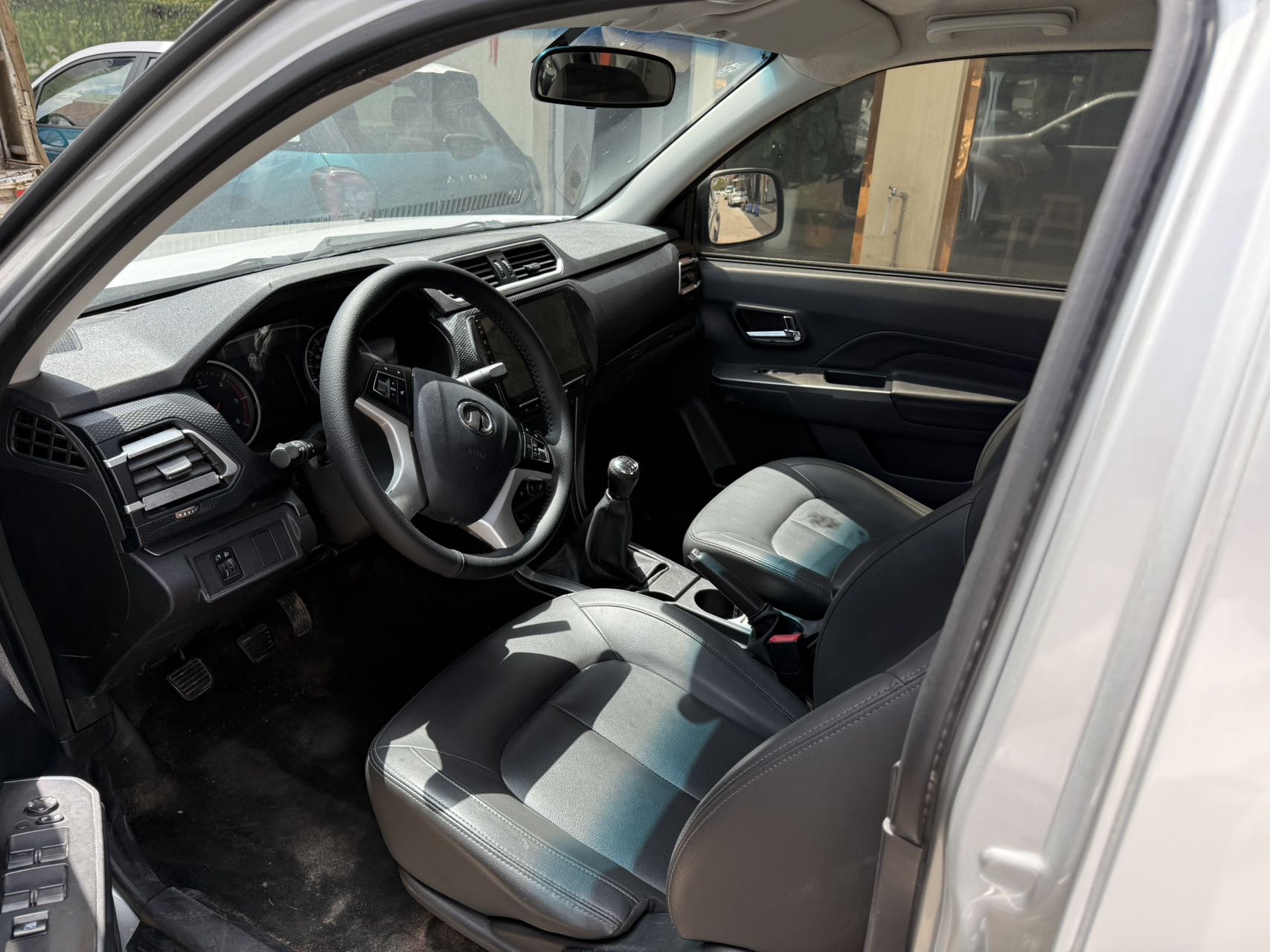 صورة Great Wall Wingle 5 Fengjun 5 2.0T Diesel 4WD Elite Edition Large Double Cab رقم 3