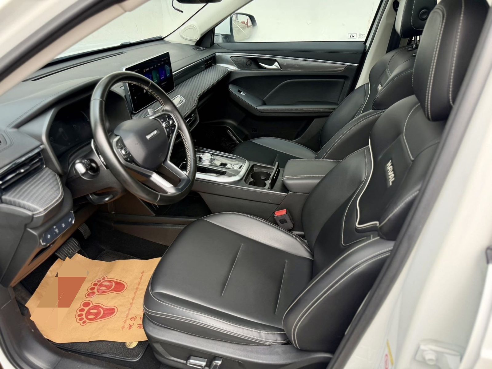 Фото Haval Jolion First Love 1.5T Junior Edition — 4