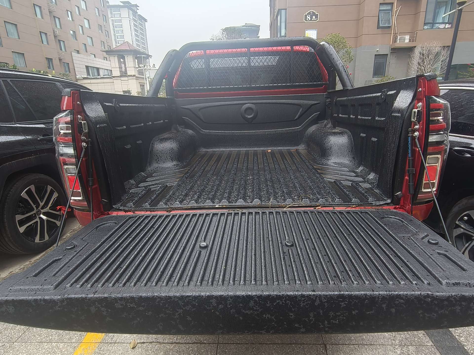 Great Wall POER Pao 2.4T Passenger Diesel 4WD Comfort Model photo 2
