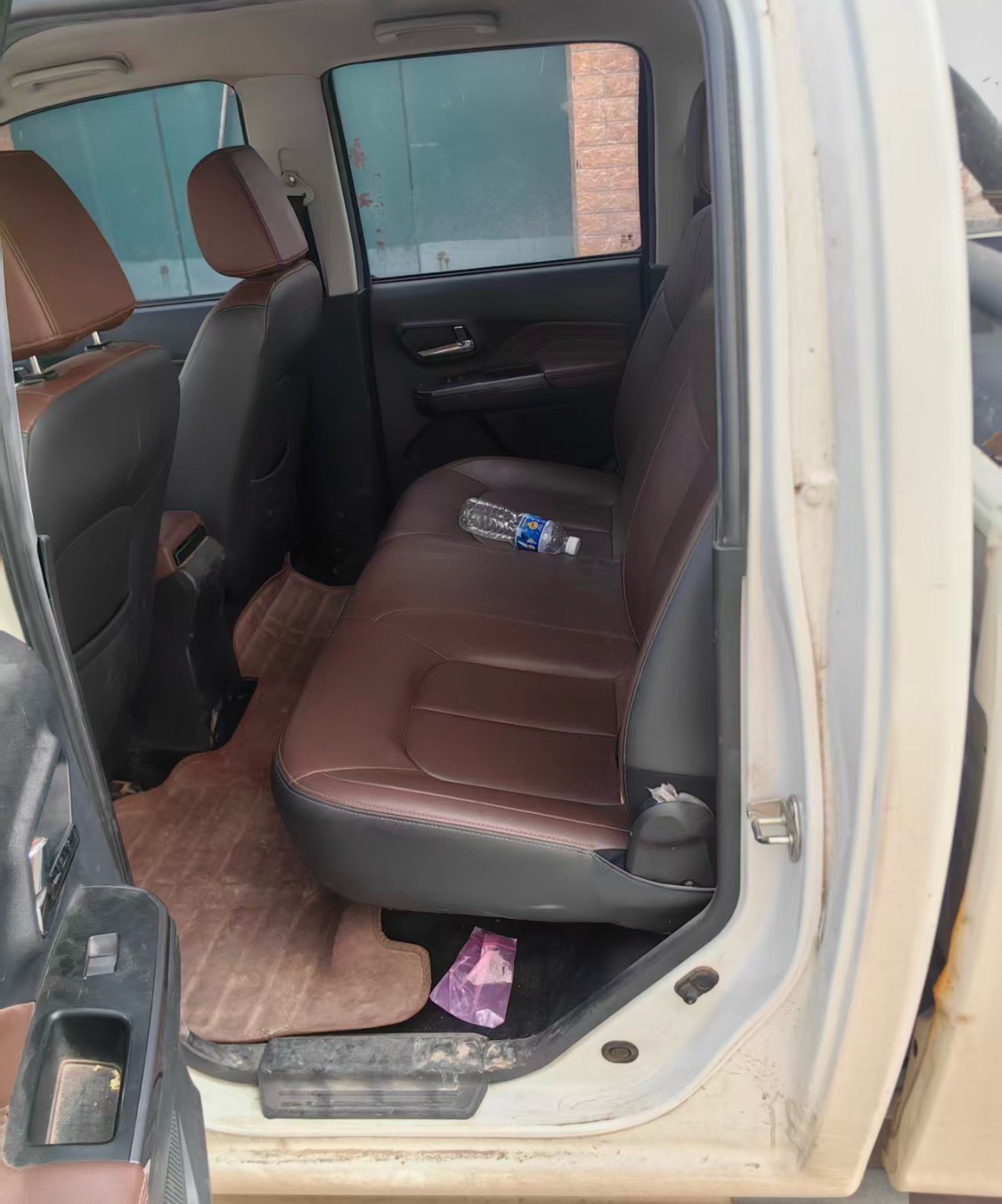 Great Wall Wingle 5 2021 Fengjun 5 2.4 2WD Adventurous Big Double Cab photo 4