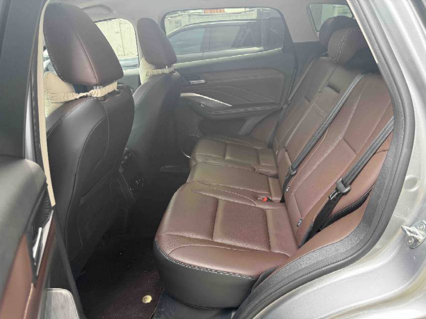 صورة WEY VV6 2.0T Two-Wheel-Drive Zhixiang+ رقم 3