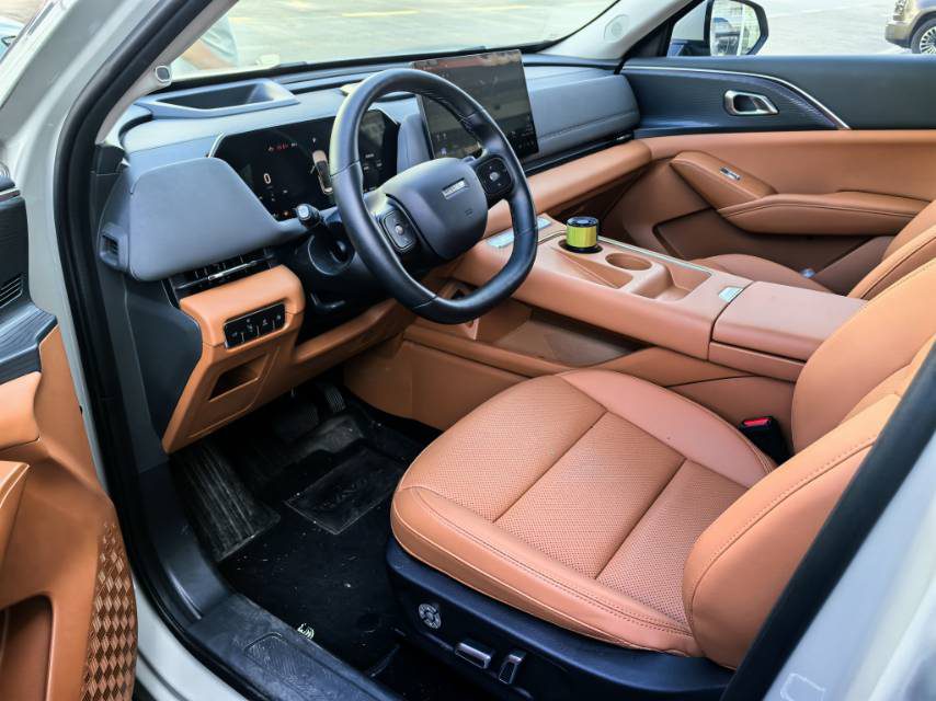 Фото Haval Brave Dragon Xiaolong MAX 1.5 Hi4 165 Ultra Smart Driving Version — 2