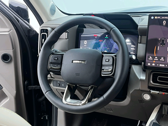 صورة Haval Raptor Haval Dragon Plus Hi4 1.5T 255 Ultra Pilot Edition رقم 3