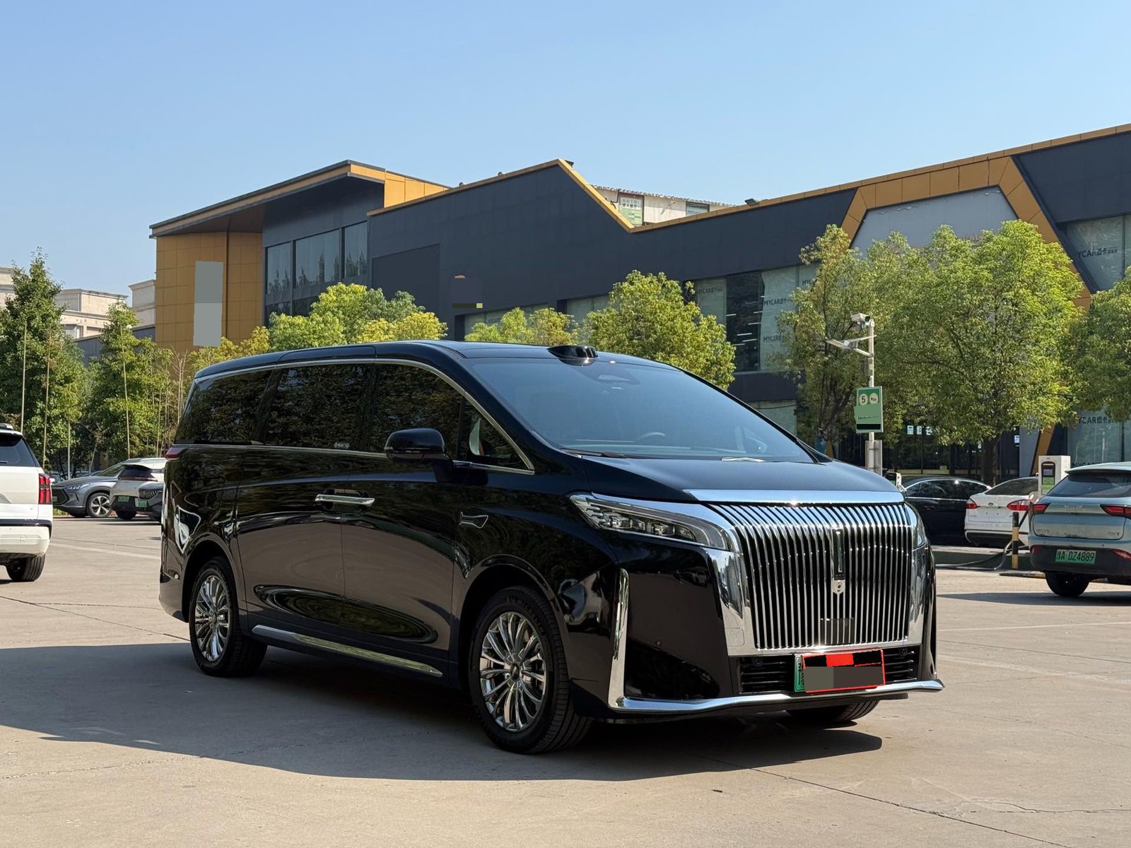 Foto WEY Gaoshan 8 Hi4 1.5T Four-Wheel Drive Version 3