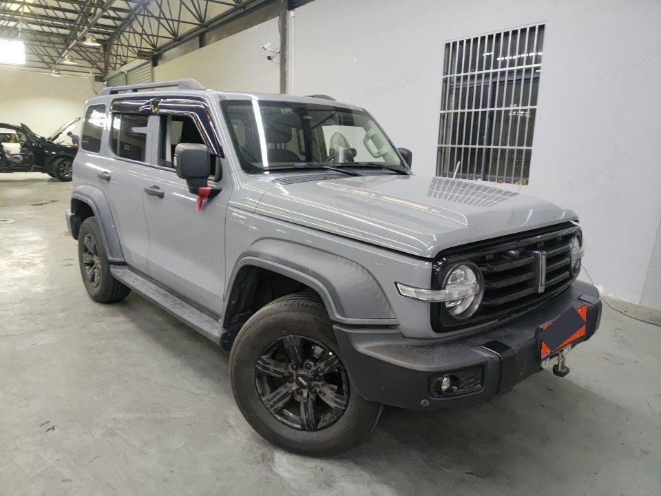 Foto TANK Tank 300 2.0T Off-Road Edition Conqueror 2