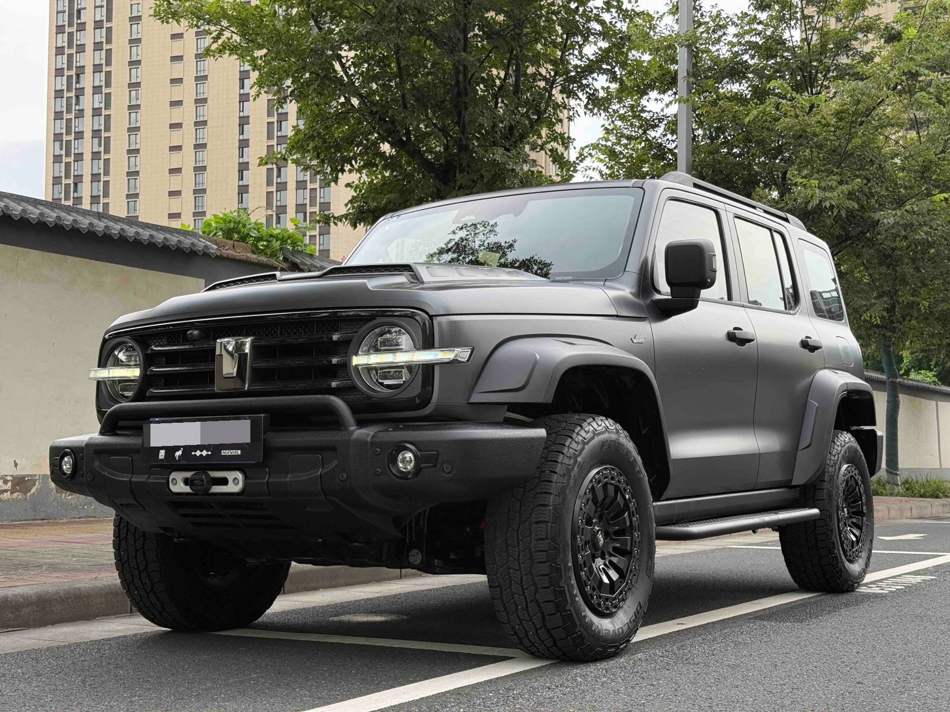 TANK Tank 300 48V 3.0T V6
