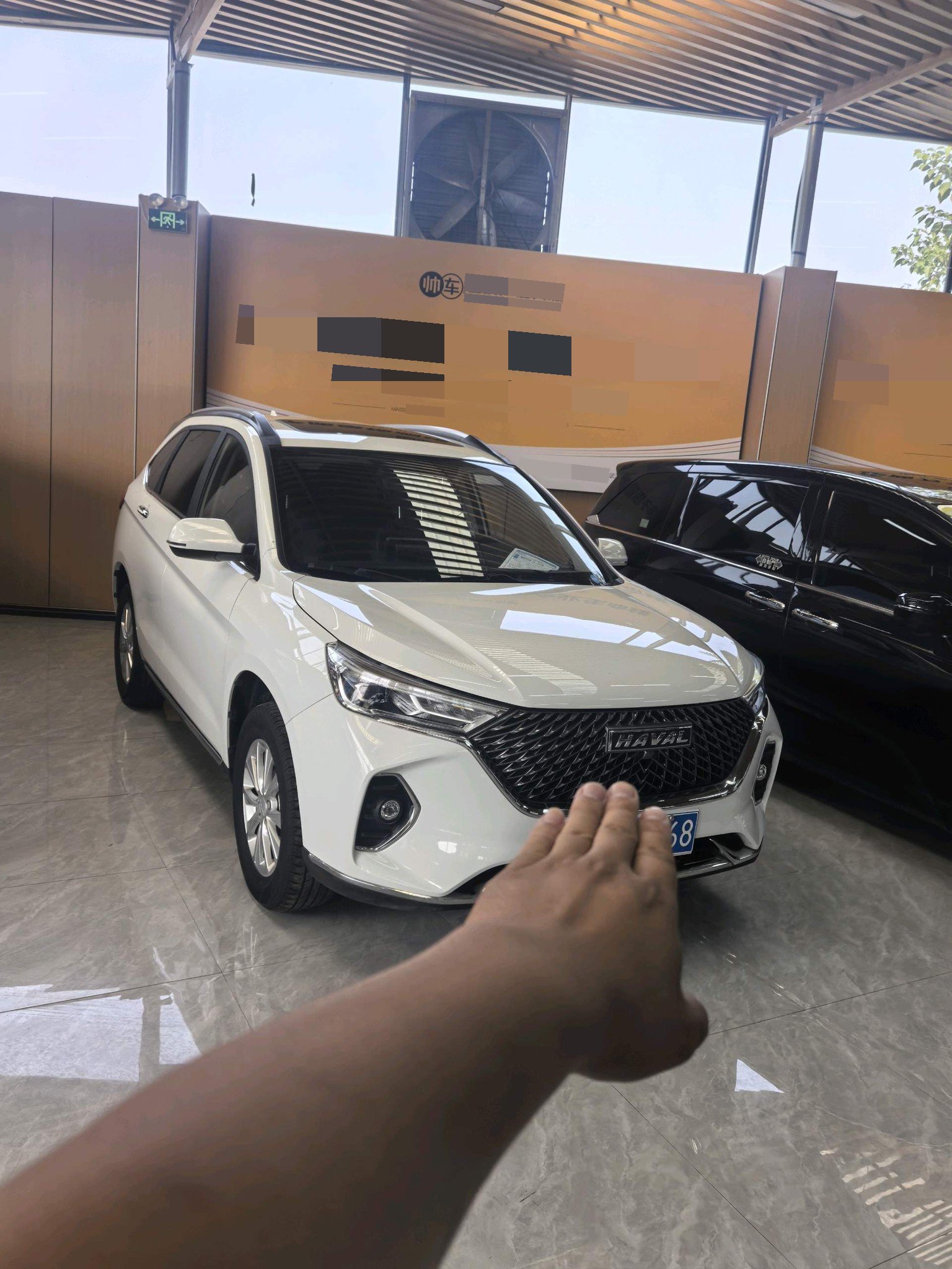 Foto del Haval M6 PLUS 1.5T Luxury Smart Connectivity Model 3