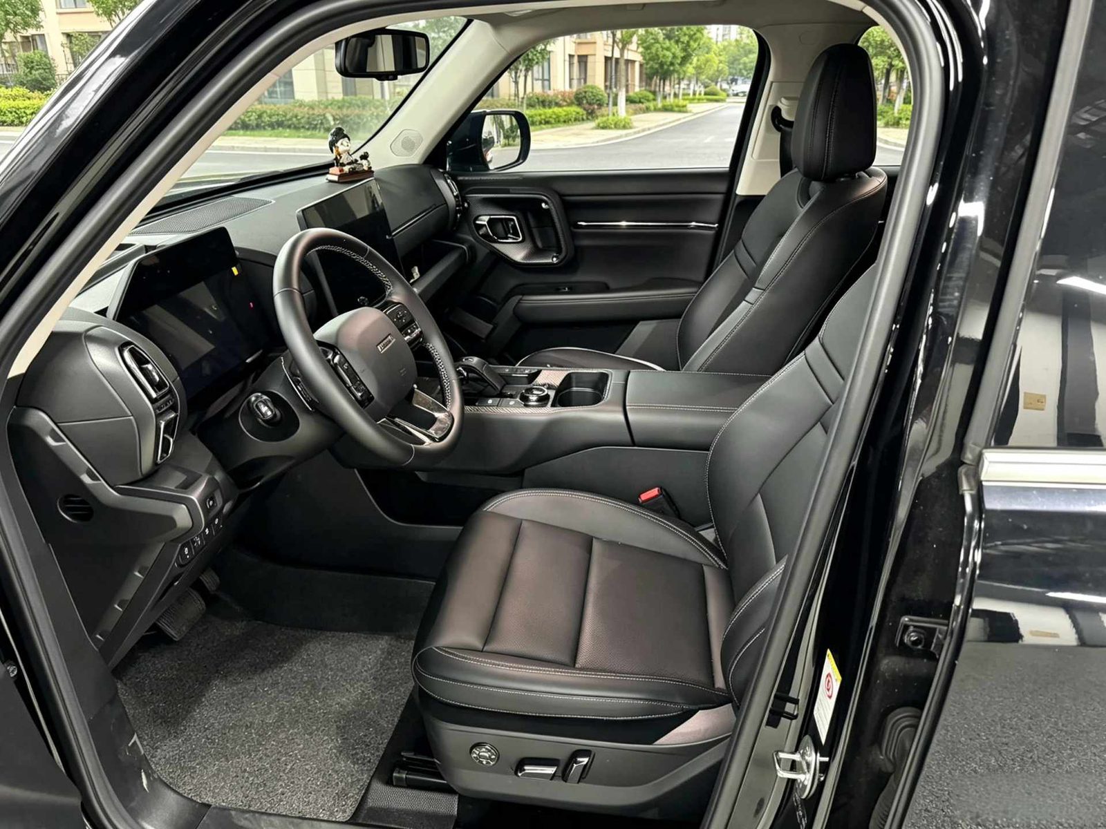 Haval Dargo Big Dog 2.0T Four-Wheel Drive Trendy Off-Road Plus photo 3