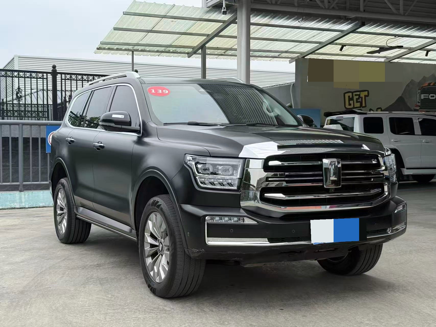 Фото TANK Tank 500 48V 3.0T Special Customization Edition 5-seater — 3
