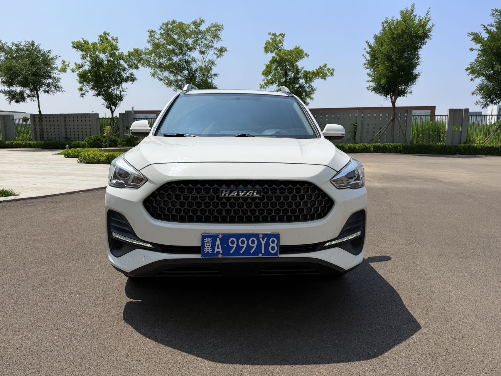 Фото Haval M6 1.5T 2WD Elite — 2
