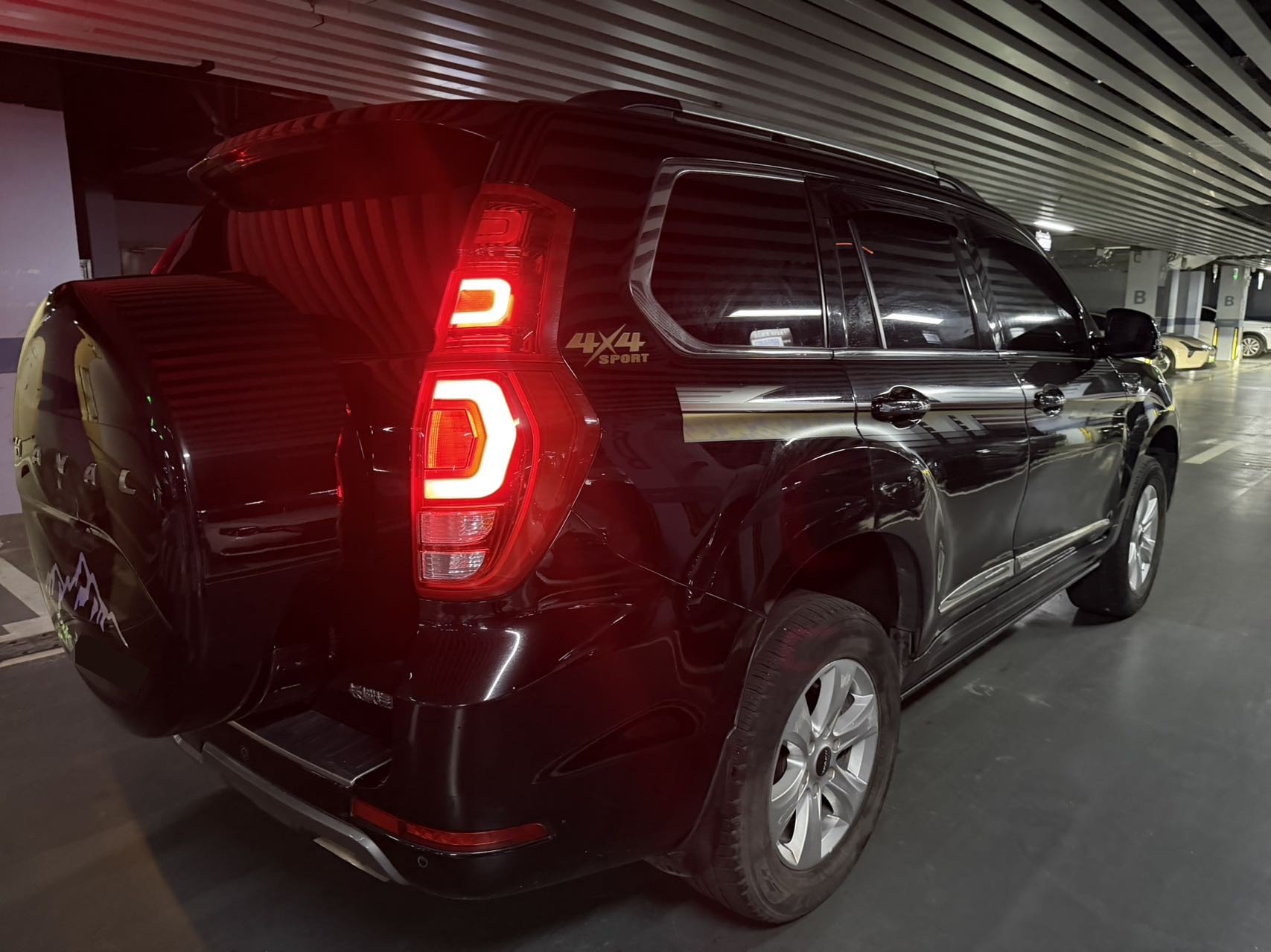 Фото Haval H9 2.0T 4x4 Prestige 5-seater — 5