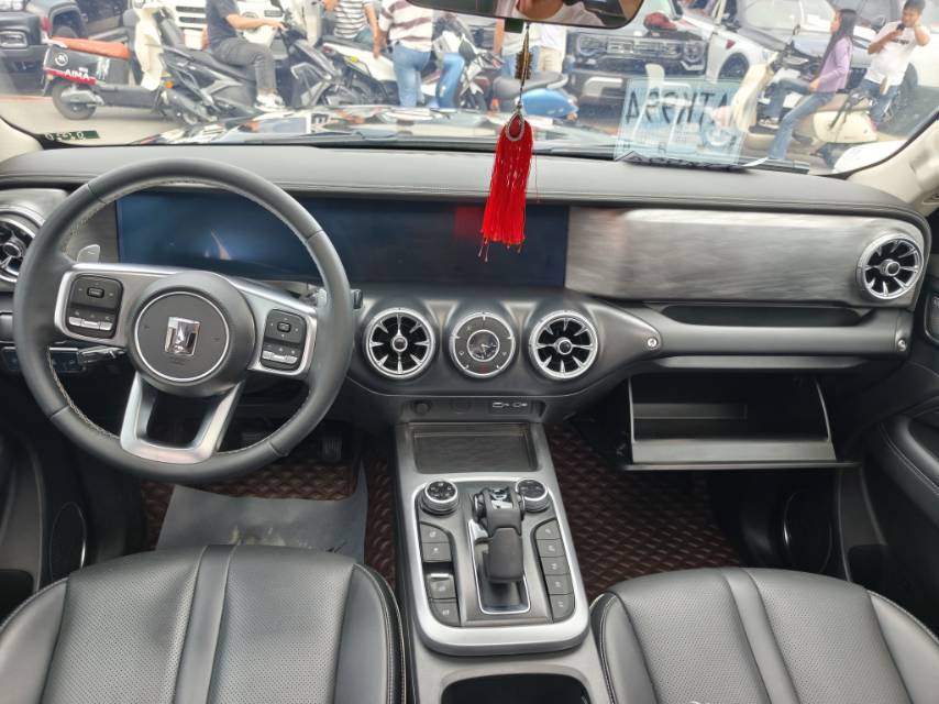 Foto del TANK Tank 300 2.0T Off-Road Edition Conqueror 5